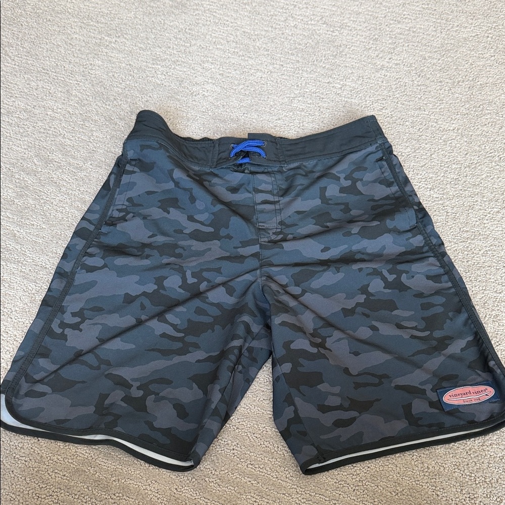 Men's Gray Camo Swim Trunks Vinyard Vines